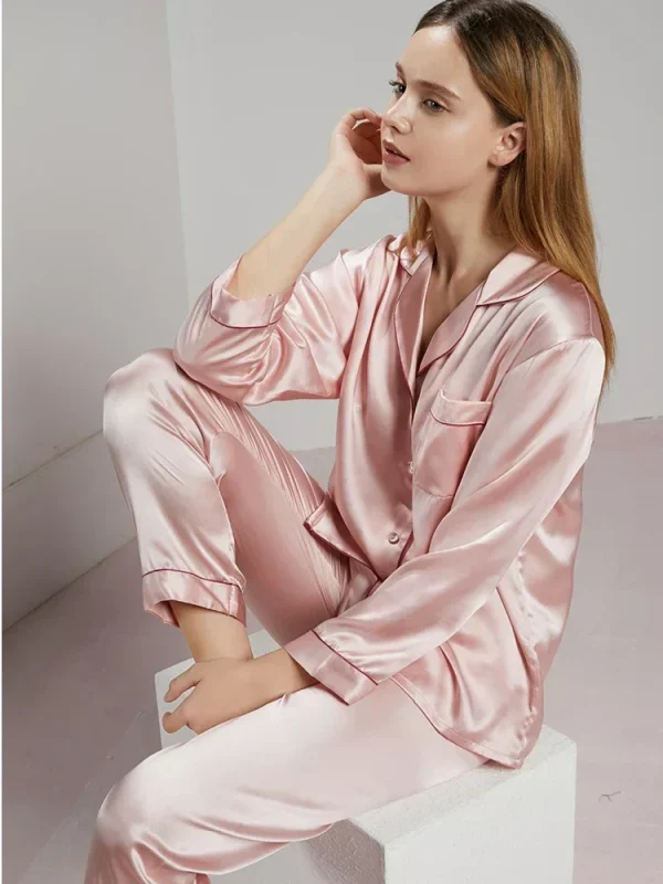 Celeste 100% Zijden Dames Pyjama | Zijdezacht, Ademend & Huidvriendelijk | Premium Luxe Nachtmode | Temperatuur- en Vochtregulerend | Elegant en Hypoallergeen voor Heerlijk Comfort - 51Dn