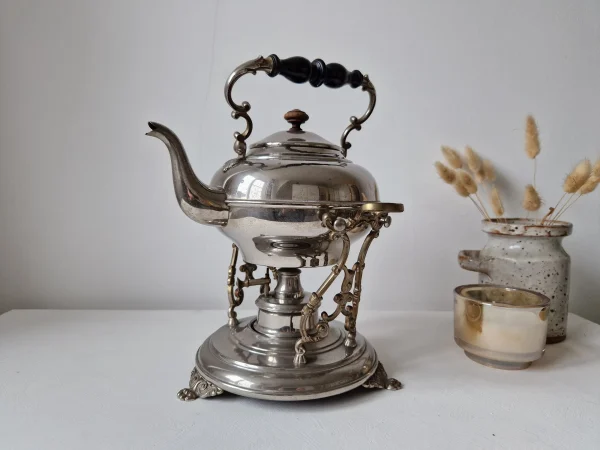Antieke waterketel op komfoor met brander - 51Dnspod | Smaakvolle damp – Verzendkosten vrij vanaf 40€